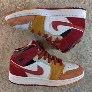 Nike Kids Sneakers in Red, White, Mustard, Orange, Black